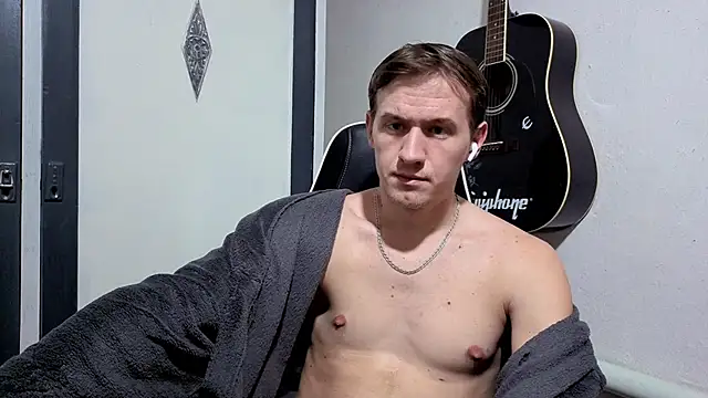 Snapshot of DiMastyzzz chatting on 02-05-25, 10:12 DiMastyzzz online show from 02-05-25, 10:12