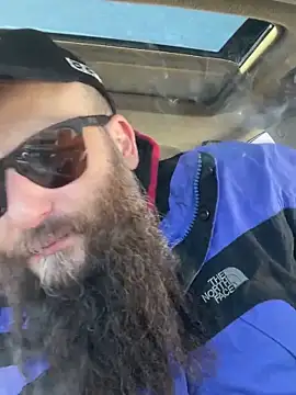 MasterMike2030 online show from 03-18-25, 03:31
