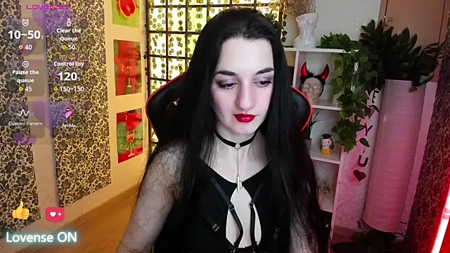 Snapshot of JessicaAlfo chatting on 03-20-26, 02:27 JessicaAlfo online show from 03-20-26, 02:27