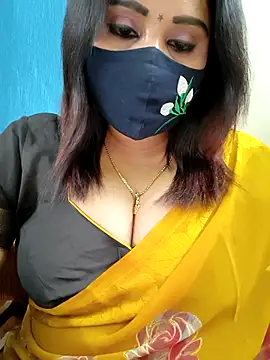 Queenflowerr online show from 05-05-26, 07:00
