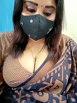 Queenflowerr online show from 05-10-26, 05:07
