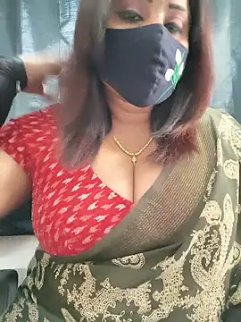 Queenflowerr online show from 05-26-26, 08:32