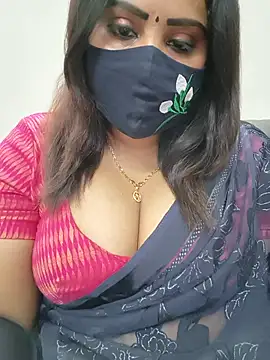 Queenflowerr online show from 06-25-26, 06:34