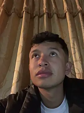 sebaxx8  online show from 02-02-25, 01:45