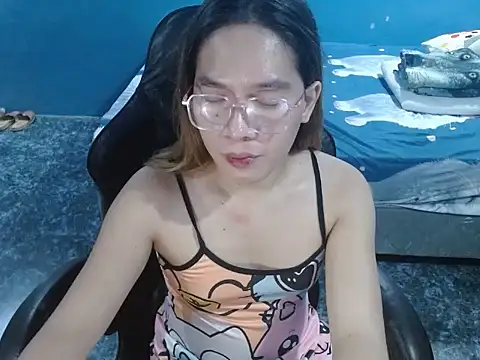 Snapshot of Asianpinaybeauty_yam007 chatting on 09-27-25, 07:30 Asianpinaybeauty yam007 online show from 09-27-25, 07:30