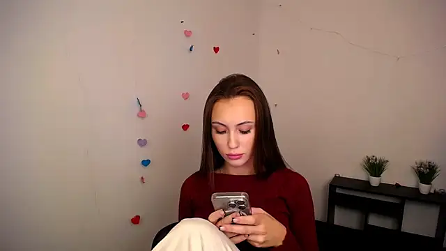 Nikonara Love online show from 10-18-25, 01:01