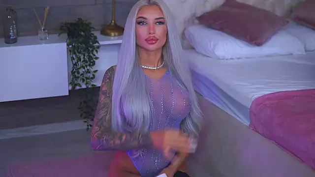 Juicy Jessye online show from 04-30-26, 08:57