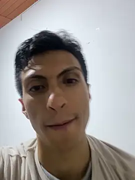 Snapshot of ApoloCruz chatting on 02-14-26, 02:08 ApoloCruz online show from 02-14-26, 02:08