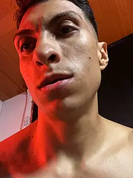 Snapshot of ApoloCruz chatting on 02-27-26, 03:06 ApoloCruz online show from 02-27-26, 03:06