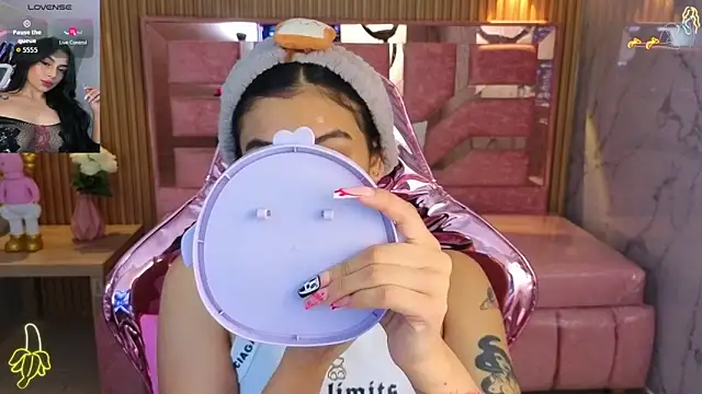 lilith petit sub online show from 10-26-25, 12:55