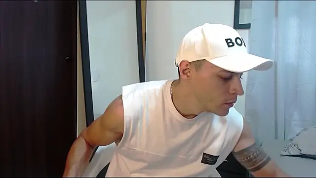 Snapshot of Frank_Millers chatting on 02-26-26, 08:19 Frank Millers online show from 02-26-26, 08:19