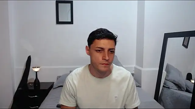 Frank Millers online show from 05-10-26, 12:38