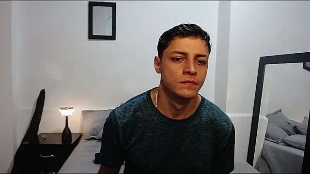 Frank Millers online show from 05-12-26, 03:36