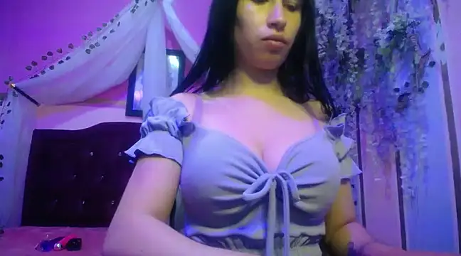Snapshot of GraceSquirtExtrem chatting on 02-25-25, 02:22 GraceSquirtExtrem online show from 02-25-25, 02:22