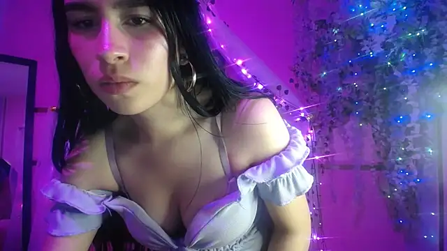 Snapshot of GraceSquirtExtrem chatting on 03-22-25, 05:09 GraceSquirtExtrem online show from 03-22-25, 05:09