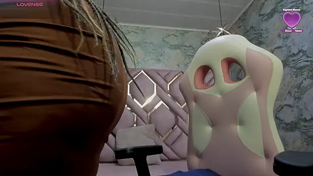 nefertiti ebony online show from 11-25-25, 04:34