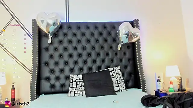 Snapshot of Luciana_brown_ chatting on 02-15-25, 04:25 Luciana brown online show from 02-15-25, 04:25