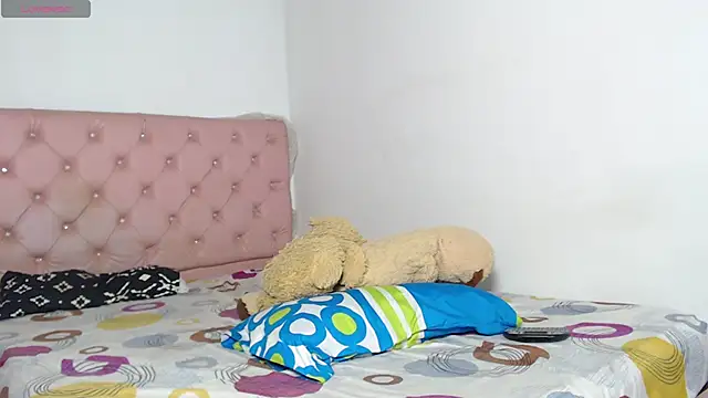 elettra parisi19 online show from 02-05-25, 10:44