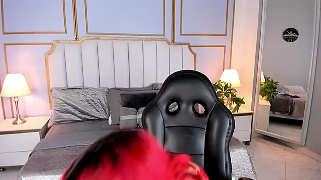 Raven jade  online show from 02-02-25, 03:10