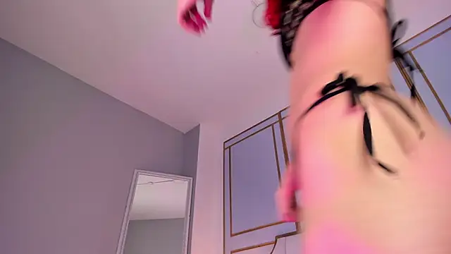 Raven jade  online show from 02-26-25, 03:32