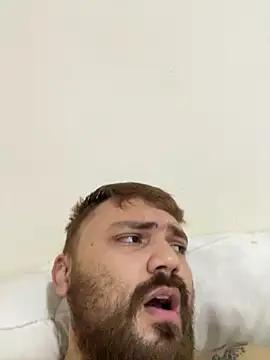 Snapshot of ruivinho66 chatting on 10-25-25, 01:51 ruivinho66 online show from 10-25-25, 01:51