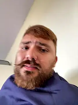 Snapshot of ruivinho66 chatting on 10-28-25, 02:20 ruivinho66 online show from 10-28-25, 02:20