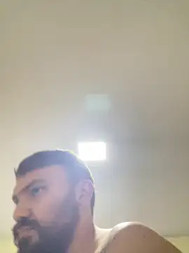 Snapshot of ruivinho66 chatting on 10-29-25, 11:45 ruivinho66 online show from 10-29-25, 11:45