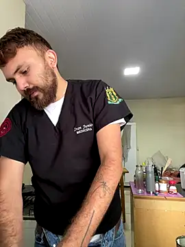 Snapshot of ruivinho66 chatting on 10-30-25, 12:06 ruivinho66 online show from 10-30-25, 12:06