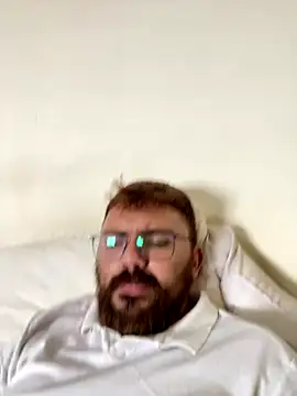 Snapshot of ruivinho66 chatting on 11-02-25, 05:59 ruivinho66 online show from 11-02-25, 05:59