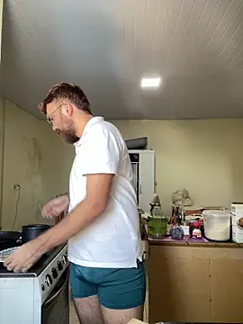 Snapshot of ruivinho66 chatting on 11-04-25, 02:38 ruivinho66 online show from 11-04-25, 02:38