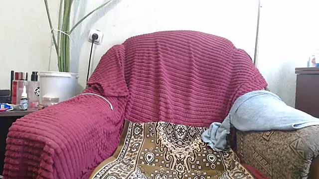 DeniseeRosea online show from 04-29-26, 08:07
