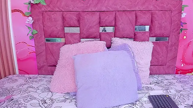 scarlett  evans  online show from 09-27-25, 06:24