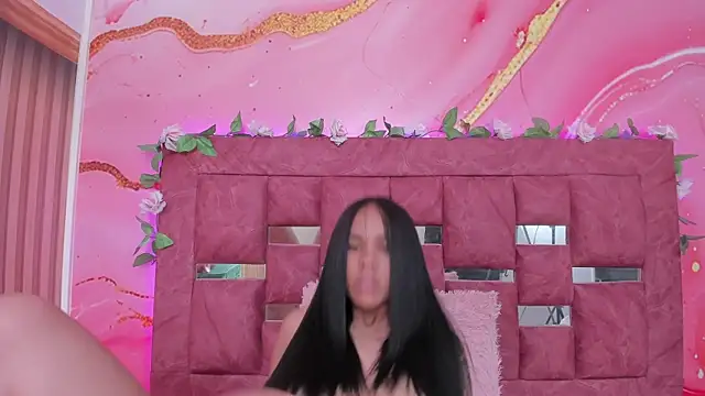 scarlett  evans  online show from 11-21-25, 06:28