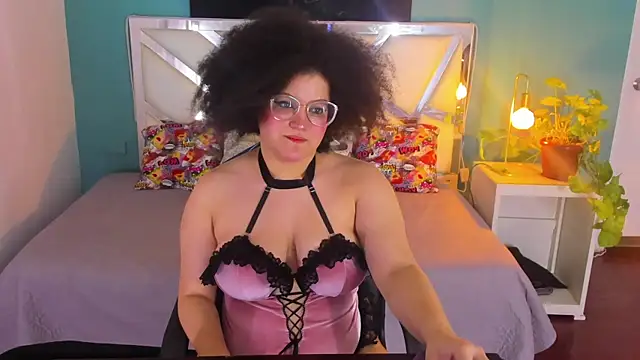 Snapshot of lilith_mesa chatting on 03-15-25, 04:02 lilith mesa online show from 03-15-25, 04:02