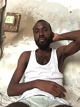 Snapshot of onewinnertee chatting on 03-11-26, 01:39 onewinnertee online show from 03-11-26, 01:39