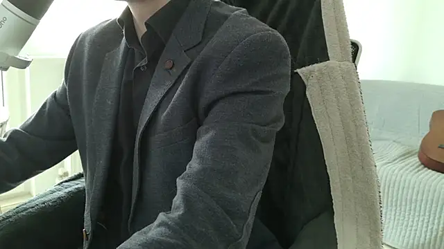 Snapshot of Moonsire1 chatting on 04-11-26, 09:46 Moonsire1 online show from 04-11-26, 09:46