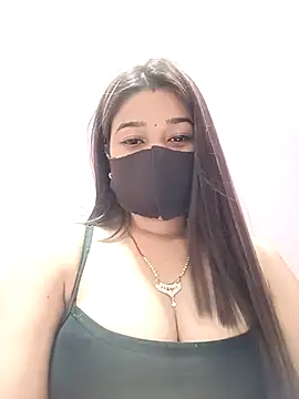 Simran-001 online show from 05-05-26, 12:24