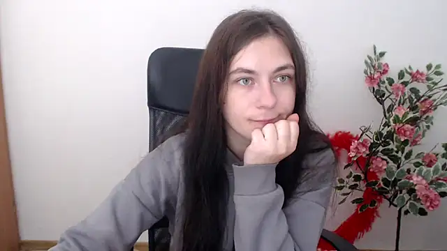 AmandaJi  online show from 11-04-25, 07:18