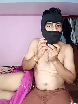 Snapshot of USHA_BHABHI chatting on 04-04-26, 03:53 USHA BHABHI online show from 04-04-26, 03:53
