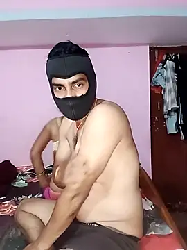 Snapshot of USHA_BHABHI chatting on 04-12-26, 10:59 USHA BHABHI online show from 04-12-26, 10:59