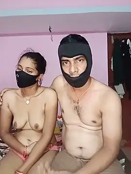 Snapshot of USHA_BHABHI chatting on 06-07-26, 11:08 USHA BHABHI online show from 06-07-26, 11:08