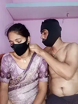 Snapshot of USHA_BHABHI chatting on 06-27-26, 10:59 USHA BHABHI online show from 06-27-26, 10:59