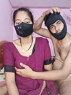 Snapshot of USHA_BHABHI chatting on 07-17-26, 11:09 USHA BHABHI online show from 07-17-26, 11:09