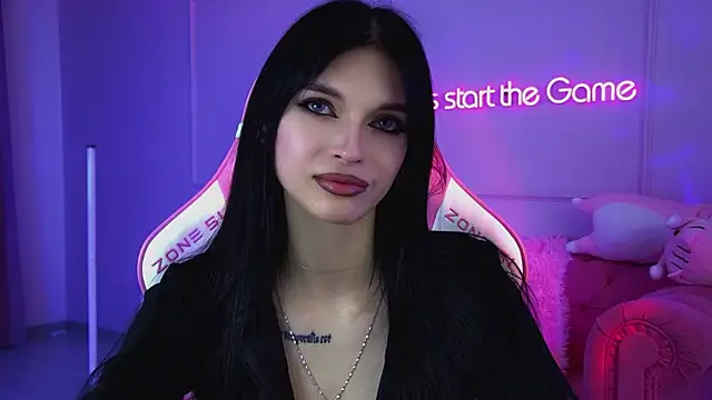 Snapshot of BeverlyMost chatting on 04-29-26, 06:36 BeverlyMost online show from 04-29-26, 06:36