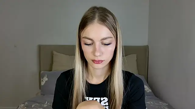 GabriellaOlsen online show from 10-29-25, 11:12