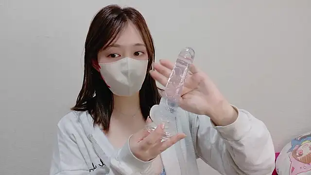 Snapshot of mio7635 chatting on 06-23-26, 02:15 mio7635 online show from 06-23-26, 02:15