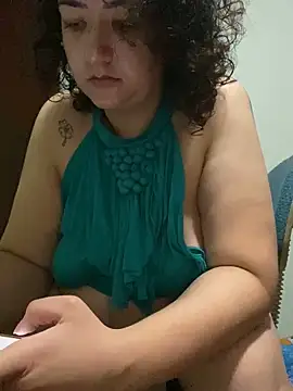 Snapshot of Byabundao chatting on 02-06-25, 10:37 Byabundao online show from 02-06-25, 10:37