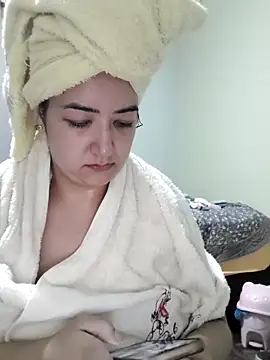 Snapshot of Byabundao chatting on 02-19-25, 08:52 Byabundao online show from 02-19-25, 08:52