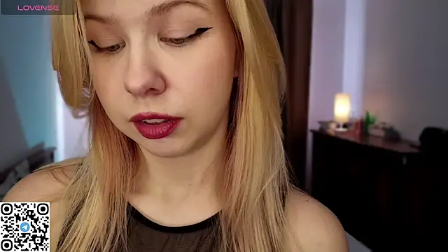 LynetHakes online show from 03-26-26, 06:30