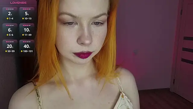 LynetHakes online show from 06-24-26, 07:51
